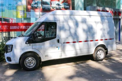 Picture of Wholesale Auto Diesel 2.0T 143hp Engine mid wheelbase high roof Van utility Cargo truck good price for sale